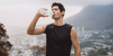 Welche Rolle spielt Flüssigkeitszufuhr auf Ihrer Wellness-Reise?